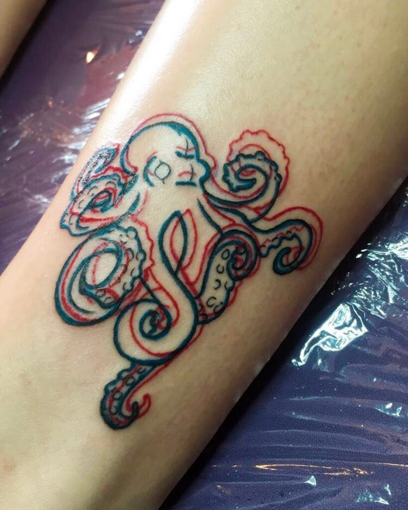 3D tattoo of an octopus on the left foot