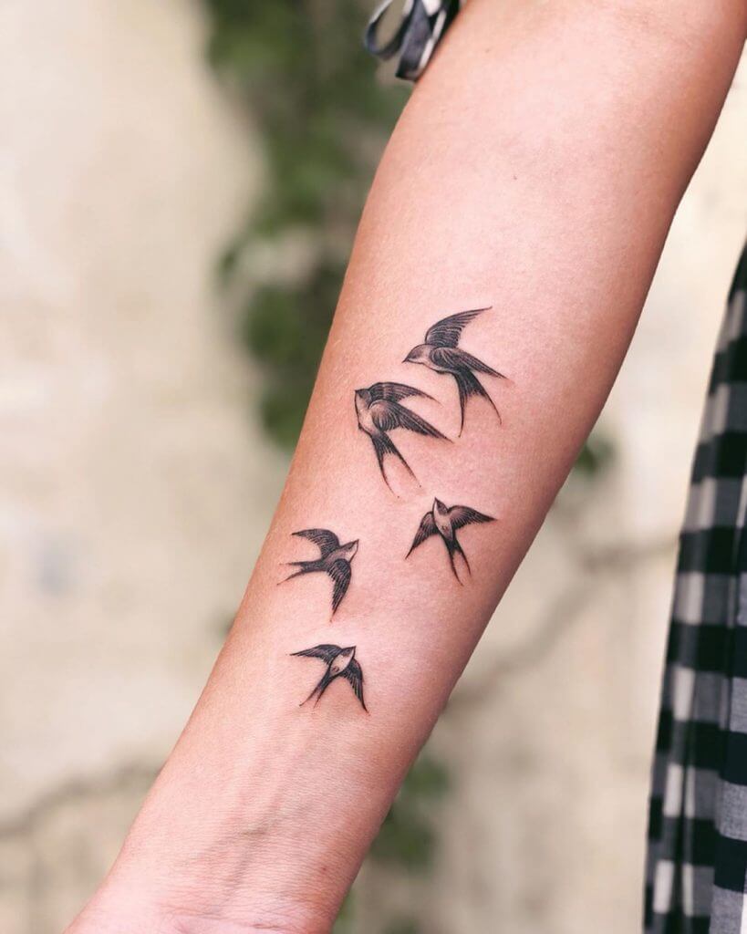Top 20 Small Girly Tattoo Ideas for Women with Meaning