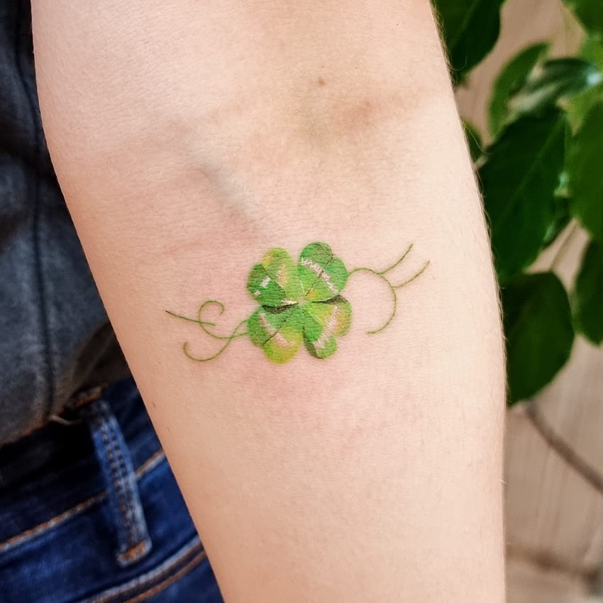 Four Leaf Clover Tattoo Ideas To Attract The Good Luck 