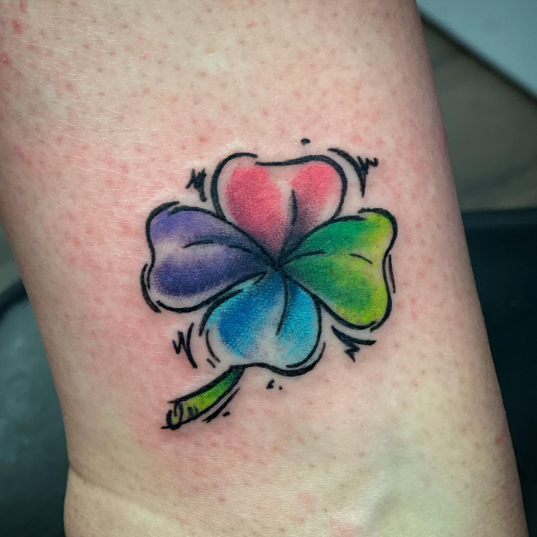 The fourleaf clover brings good luck and when you tattoo it you will  always have good fortune with you