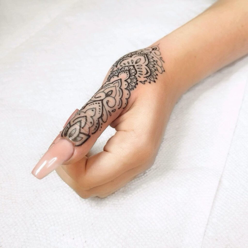 Popular Finger tattoos for women