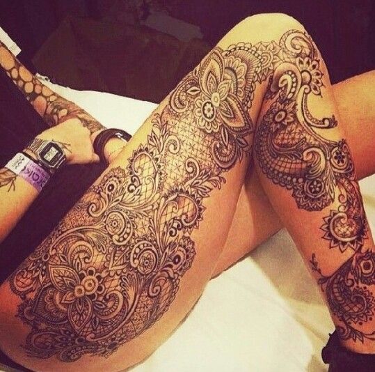 15 Full and Lower Leg Tattoo Designs for Men and Women