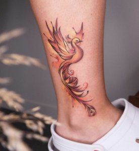 10 Extremely cute feminine phoenix tattoos 4