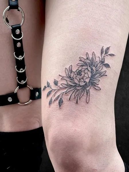 Colours of the Bay Tattoo Studio  Little chrysanthemum by jdawgtat  chrysanthemum minimal simple  Facebook