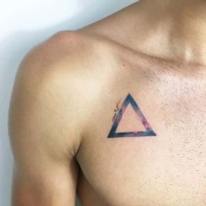 20 Best triangle tattoos as daily inspiration 12