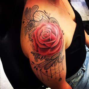 20 popular shoulder rose tattoos 7
