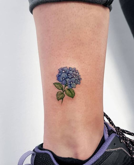 13 Hydrangea minimalist tattoo ideas  small tattoos hydrangea tattoo  tattoos