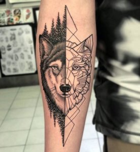 You can achieve surprisingly good results with geometric wolf tattoos 3