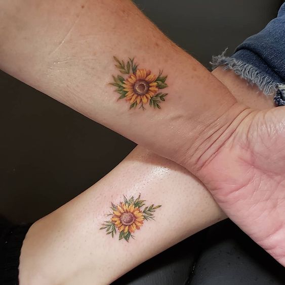 10 Reasons why are minimalist sunflower tattoos so fascinating