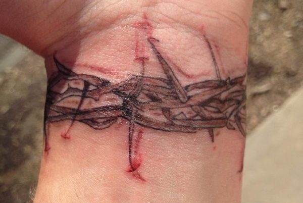 32 Awesome Crown of Thorns Tattoo Design Ideas and Meanings For 2022