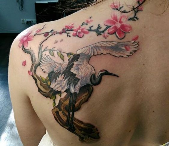 Japanese crane tattoos expose all the beauty of this bird