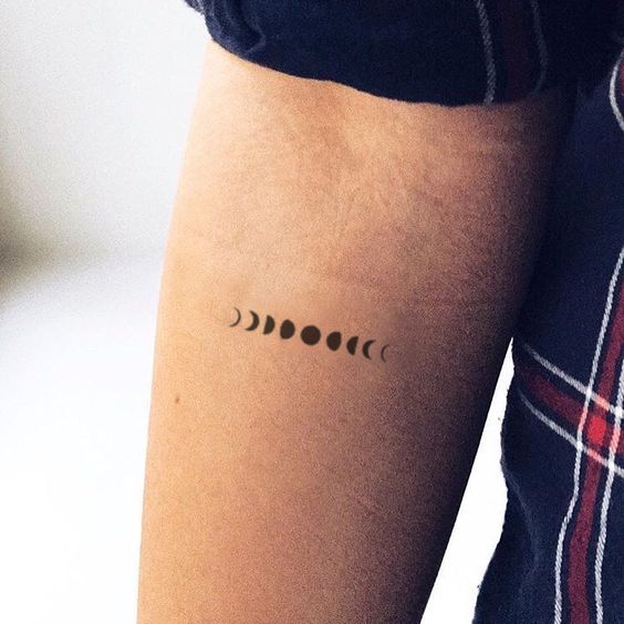 Minimalist Moon Phases Tattoos are not just tempting but also extraordinary