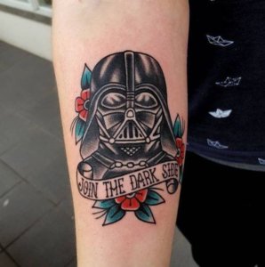 Why to try traditional Darth Vader tattoo for unique experience 1