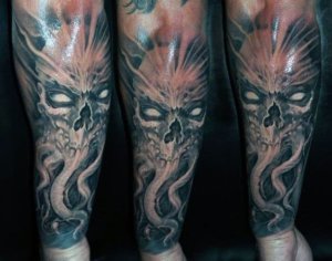 Would you believe those forearm Cthulhu tattoos can be so incredible 1