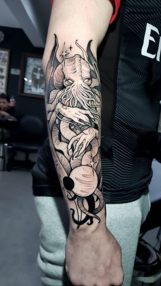 Exploring Forearm Cthulhu Tattoos: Where Myth and Artistry Merge