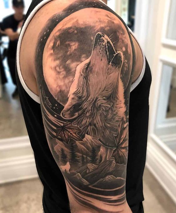 Do you want extraordinary place for wolf tattoo? Your shoulder is the answer