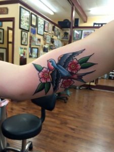 Interesting old school swallow tattoos for you 4