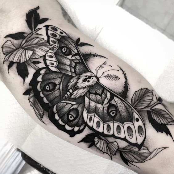 Moth Tattoo Ideas And Meanings These 65 Tattoos Will Blow Your Mind