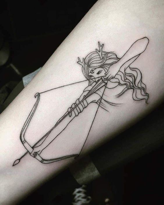 Funs of Greek mythology, check some of the best Artemis tattoo ideas
