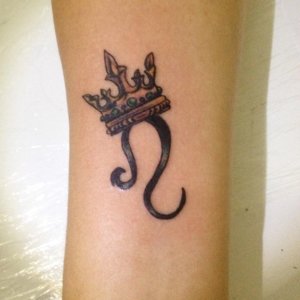 Are you fan of zodiac signs 10 Examples of Leo tattoo 6