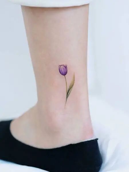 Meaning of tulip flower tattoo 9