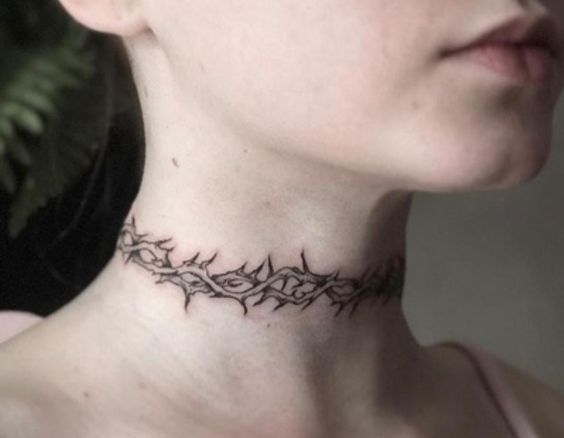 Bold and striking: Crown of thorns neck tattoo designs
