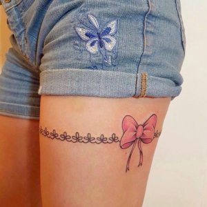 Simple garter tattoos A perfect choice for a first tattoo 6