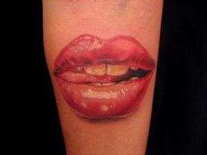 10 Realistic Lips Tattoo Ideas Luscious Lips 9